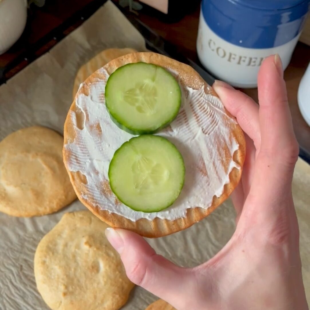 Glutenfritt bröd på 2 ingredienser